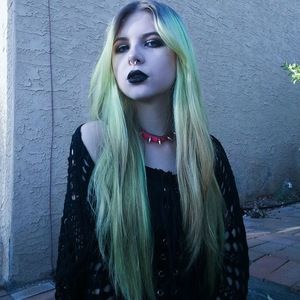 Meet your Posher, Acid